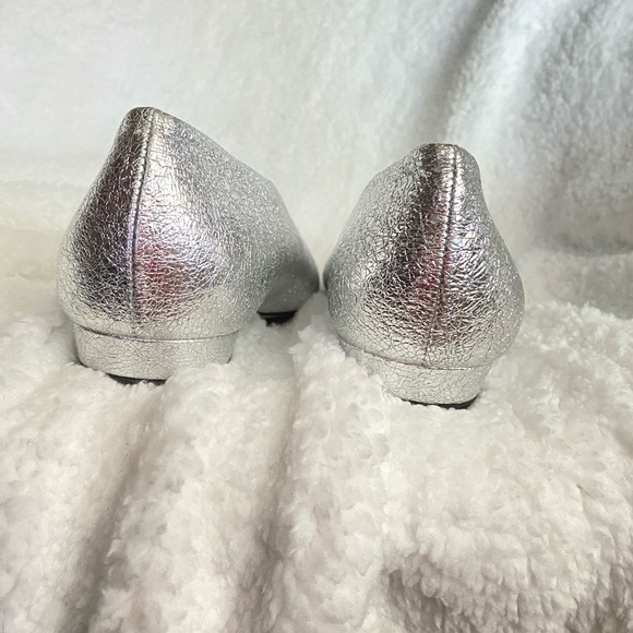 Good American Flats - Picture 4 of 6